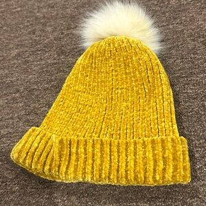 EUC Women's LOFT Vibrant Mustard Yellow Knit Beanie hat Fluffy Pom Pom